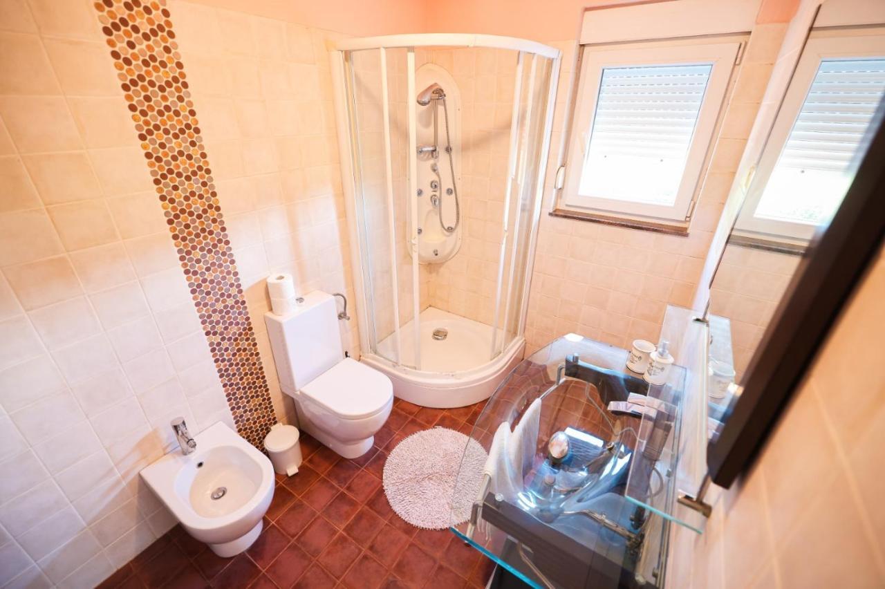 Holiday Home Cvita Sukošan Eksteriør bilde