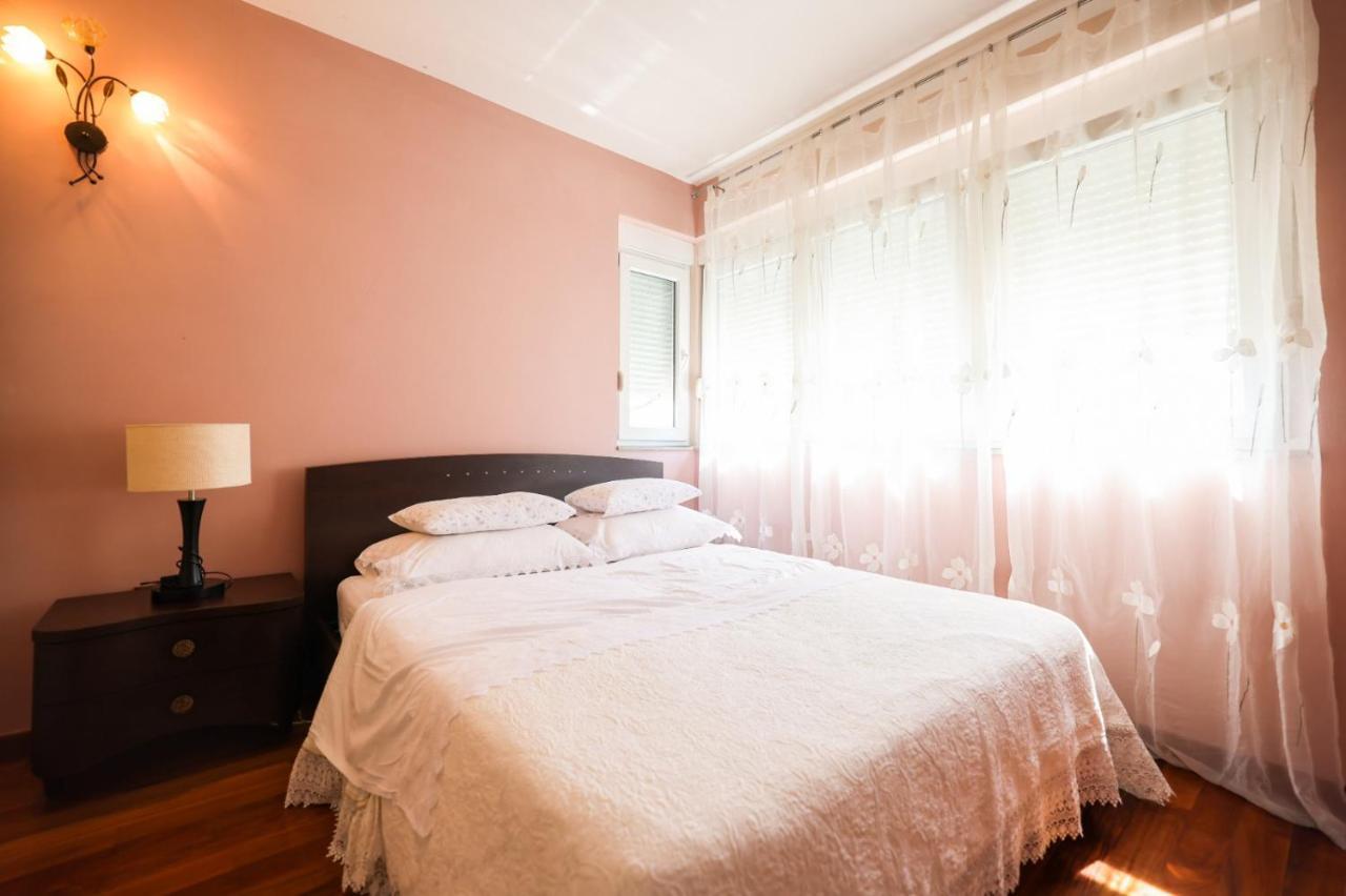 Holiday Home Cvita Sukošan Eksteriør bilde